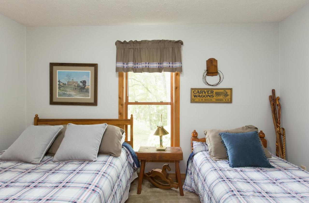Reedy Patch Cabin Villa Hendersonville Ngoại thất bức ảnh